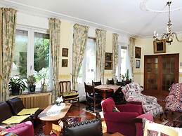 Spacious 11-bed Family Retreat