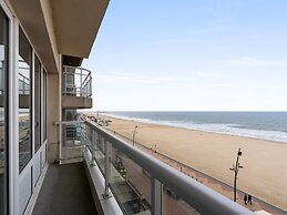 Tranquil Apartment With sea View