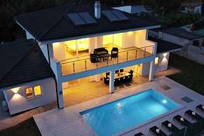 Villa Hedonistra