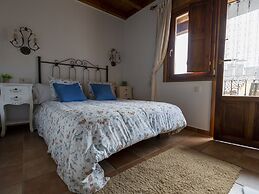 Chalet in Toba With Garden & Fireplace