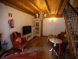 Chalet in Toba With Garden & Fireplace