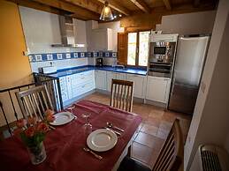 Chalet in Toba With Garden & Fireplace