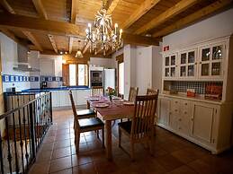 Chalet in Toba With Garden & Fireplace
