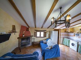 Holiday Home in Laroya With Pool & BBQ
