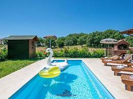 Madonnina Comfortable Holiday Residence