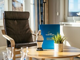 Apartment Near Dunes and Sea