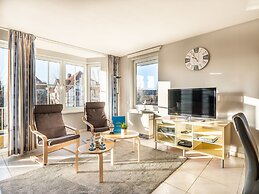 Apartment Near Dunes and Sea