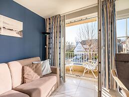 Apartment Near Dunes and Sea