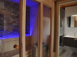 Cottage by Lake in Vielsalm With Sauna