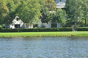 Cottage by Lake in Vielsalm With Sauna