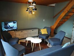 Cottage by Lake in Vielsalm With Sauna