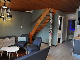 Cottage by Lake in Vielsalm With Sauna
