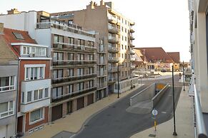 Stylish Stay by the Seafront