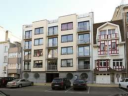Stylish Stay by the Seafront