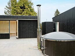 5 Star Holiday Home in Nysted