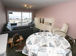 Sleek Stay by the Sea