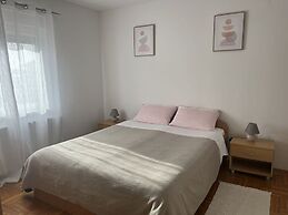 Medulin Burle A4+1