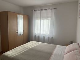 Medulin Burle A4+1