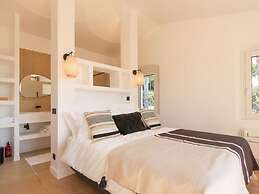 Majestic Holiday Home in Grimaud With Private Pool
