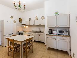 Villa Near Lake Garda With Bubble Bath