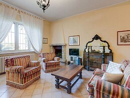 Villa Near Lake Garda With Bubble Bath
