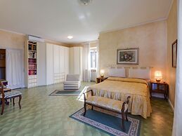 Villa Near Lake Garda With Bubble Bath