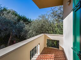 Villa Near Lake Garda With Bubble Bath
