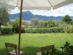 Villa Near Lake Garda With Bubble Bath
