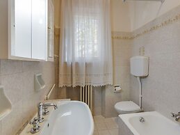 Villa Near Lake Garda With Bubble Bath