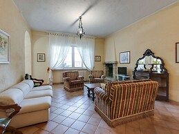 Villa Near Lake Garda With Bubble Bath