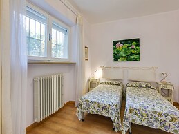 Villa Near Lake Garda With Bubble Bath