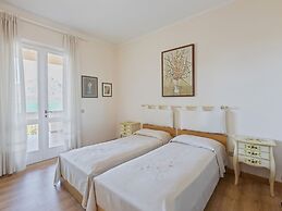Villa Near Lake Garda With Bubble Bath
