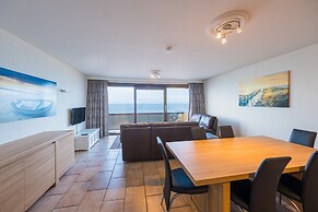 Bright Apartment Near the Center
