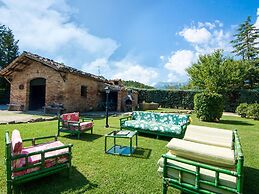 Spacious Holiday Home With Swimming Pool