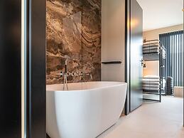 Chic Family Villa With Play Area