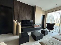Chic Family Villa With Play Area