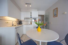 Well-maintained Apartment With sea View