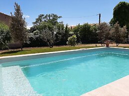 Elegant Villa in Sainte Valiere