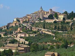 Umbrian Escape to Villa