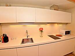 Apartment in Lucca Near Amphitheater Square
