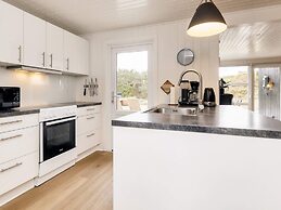 4 Star Holiday Home in Henne