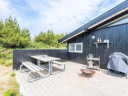 4 Star Holiday Home in Henne