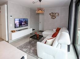 Apartment in Middelkerke With Large Terrace
