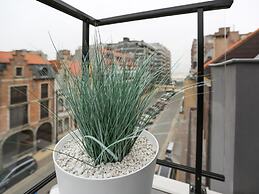 Apartment in Middelkerke With Large Terrace