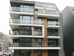 Apartment in Middelkerke With Large Terrace