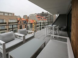 Apartment in Middelkerke With Large Terrace