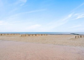Apartment in Nieuwpoort by the Seafront