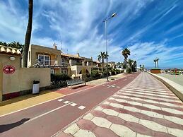 Seaside Flat With Shared Pool