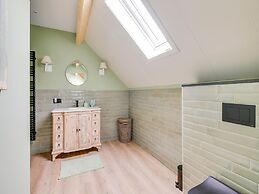 Lush Holiday Home in Limburg With Jacuzzi