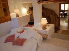 Silvaredda Comfortable Holiday Residence